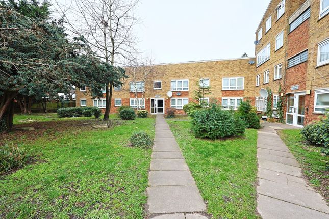 Flat for sale in Amy Johnson Court, Stag Lane, Edgware, Middlesex