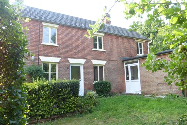 Thumbnail Detached house to rent in The Common, Woodgreen, Fordingbridge