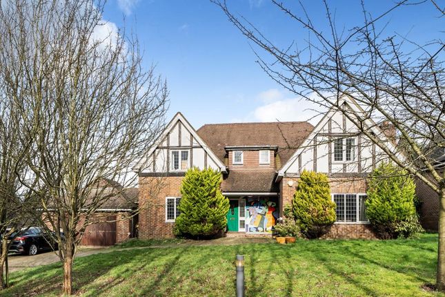 Thumbnail Detached house for sale in Maple Close, Finchley