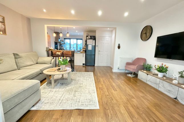 3, Masefield Close, Cheadle, Stoke-On-Trent photo 2