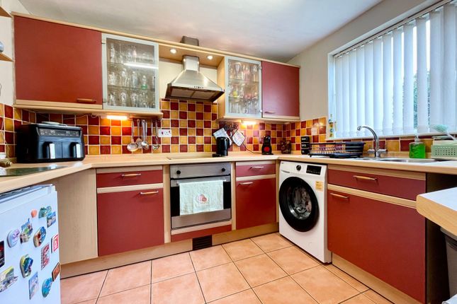 14 Elm Grove, Malton photo 3