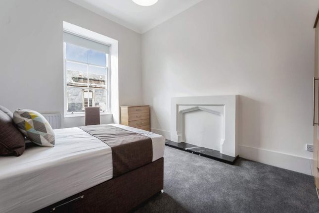 Flat to rent in Bath Street, City Centre, Glasgow