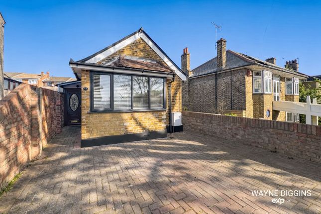 2-bed house on 51, Chadwell Road, Grays, £350,000