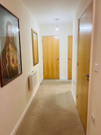 Flat for sale in Bakery Close, Romford