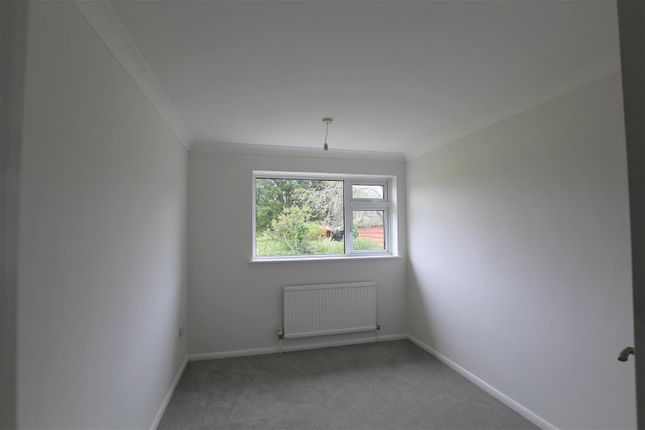 Bungalow to rent in The Square, Ryhall, Stamford