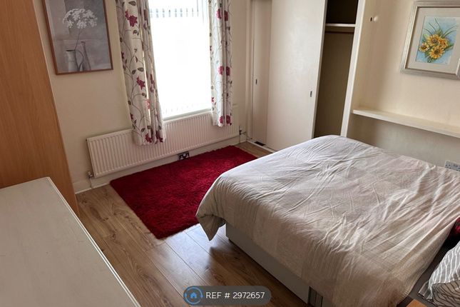 Taylor St, Widnes photo 3