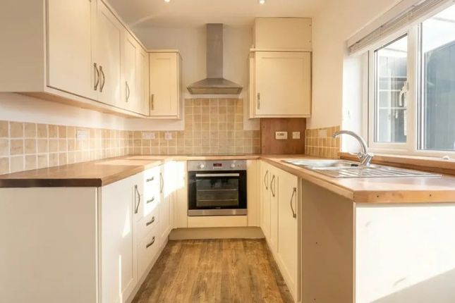 5 Cockpit Hill, Northallerton photo 2