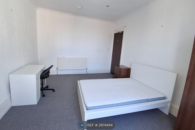 Flat, Elderslie Street, Glasgow photo 5