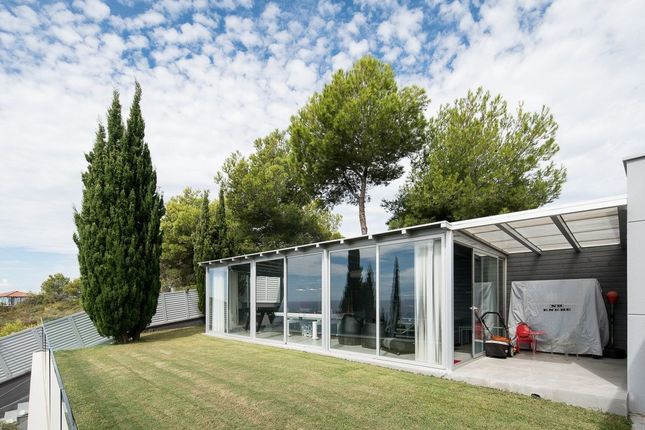 Villa for sale in Levantina, Sitges, Barcelona