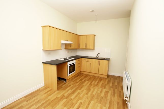 1 Bed Unfurnished Flat