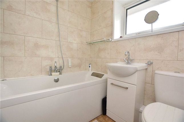 29, North Close, West Yorkshire photo 4
