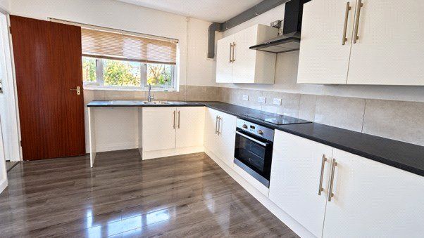 Moredon Road, Swindon photo 3