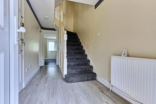 71, Harston Drive, Enfield photo 4