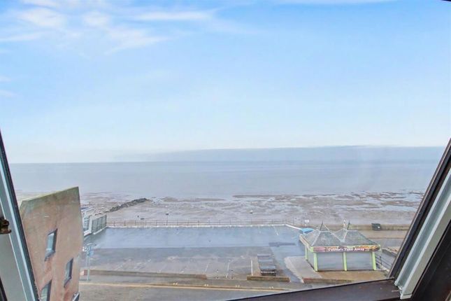 Flat 19 Harlequin House, Le Strange Terrace, Hunstanton photo 2