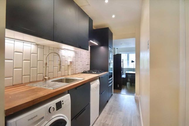 18A, Petersfield Road, Acton photo 2