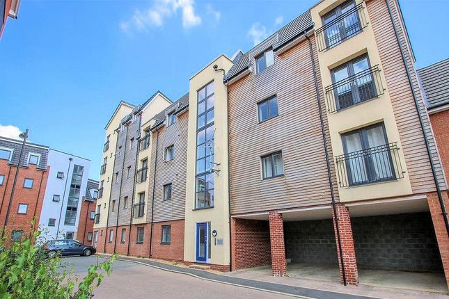 Flat for sale in Midshires Business Park, Smeaton Close, Aylesbury