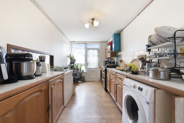 24, Elf Row, London photo 4