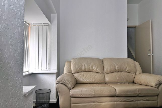 Flat 1, 459, Warwick Road, Tyseley, Birmingham photo 4
