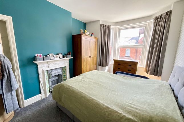 48 Tennyson Avenue, Scarborough photo 4