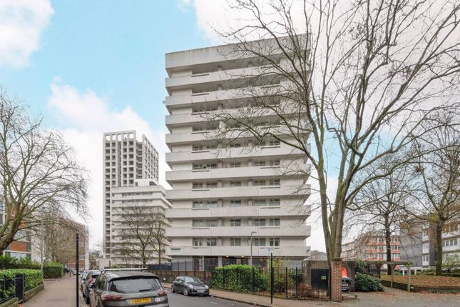 Thumbnail Flat for sale in Shaw Court, Clapham Junction, London