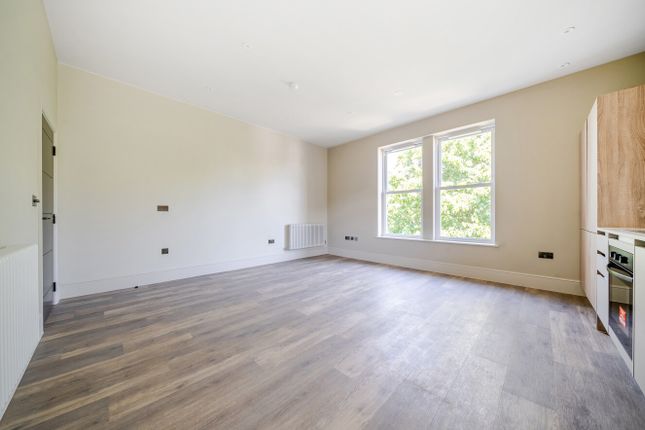 Victory Place- Apartment 4,, Albany Road, Hampshire photo 4