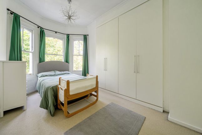 Flat 1, 35, Kidbrooke Park Road, London photo 4