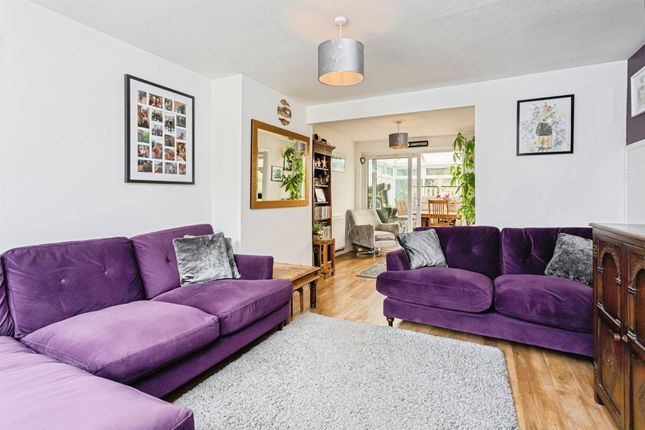 6, Bluebell Close, Haywards Heath photo 3