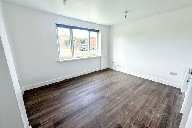 1B Lancaster House, Brownrigg Drive, Cramlington photo 4