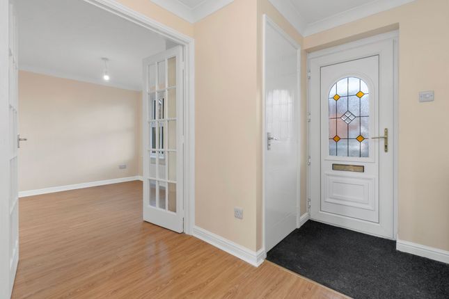 67 Hadleigh Close, Warrington photo 3