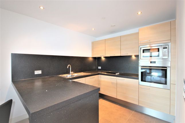 Flat to rent in Cypress Place, 9 New Century Park, Manchester M44Ef