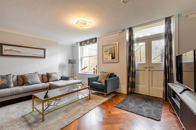 Flat for sale in Queens Gardens, Hove