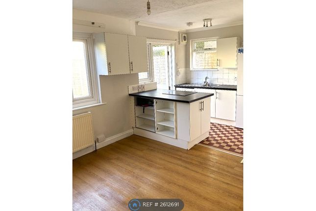 Kitchen With Open Living Rm