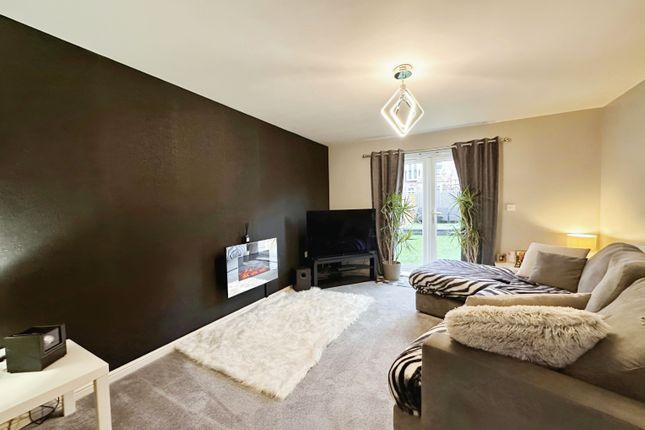 Town house for sale in Park Drive, Lofthouse, Wakefield
