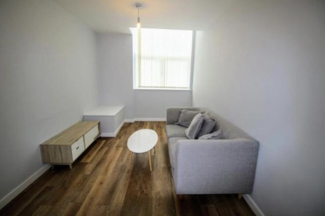 1 Tate House, Leeds photo 2
