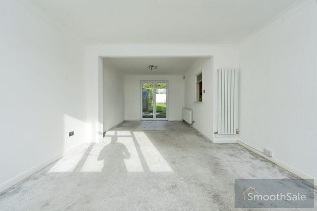 54, Norwich Road, Northwood photo 3