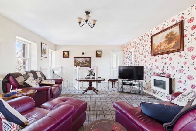 22, Main Street, Leven photo 4