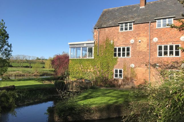 Detached house for sale in Worcester Road, Chadbury, Evesham, Worcestershire