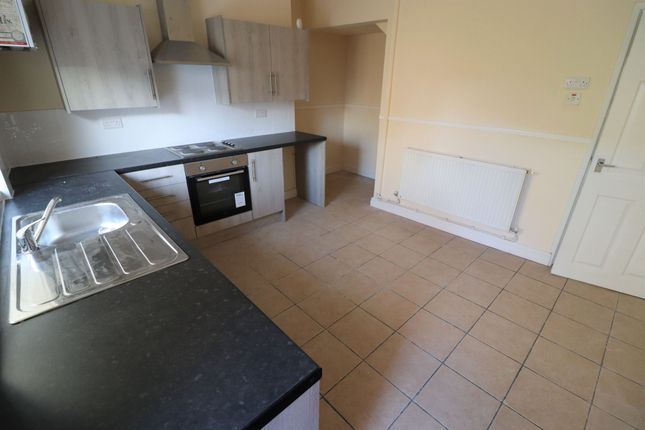 31 India Street, Accrington photo 5