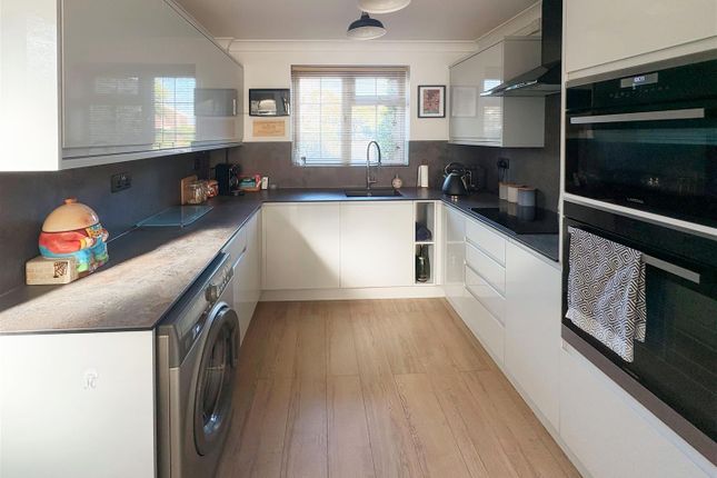 28, Tideway, Littlehampton photo 4