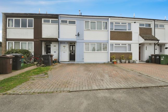 Thumbnail Terraced house for sale in Alder Close, Park Street, St. Albans