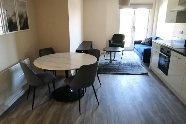 3 Portcullis, The Bailey, 4, Shawheath Close, Manchester photo 5