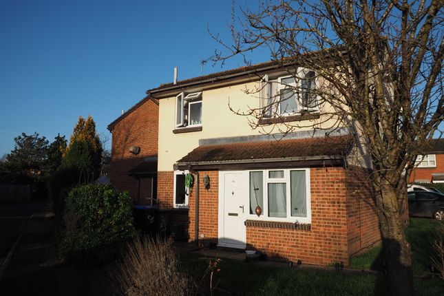 Thumbnail Property to rent in Coniston Way, Egham