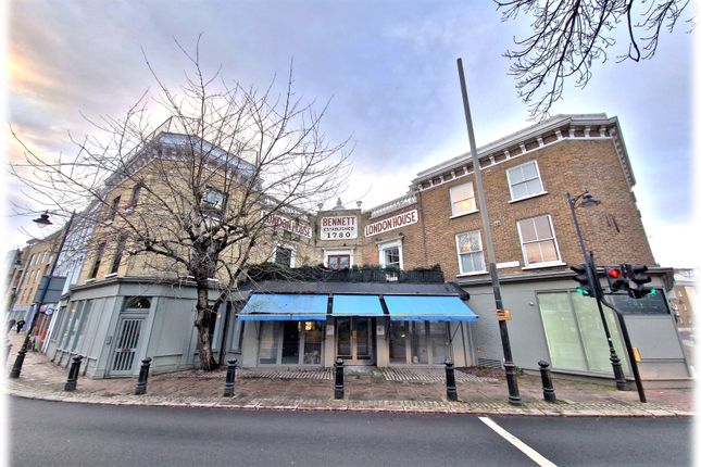 Retail premises to let in Battersea Square, London