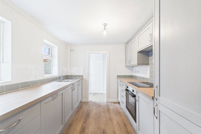 24, Adelaide Street, Gloucestershire photo 4