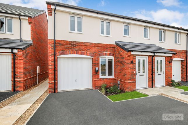 3-bed house on 18, Violet Street, Lakenheath, £1,550/mo