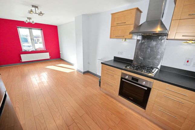 5 La Reine Mews, Coventry Road, Kenilworth photo 4