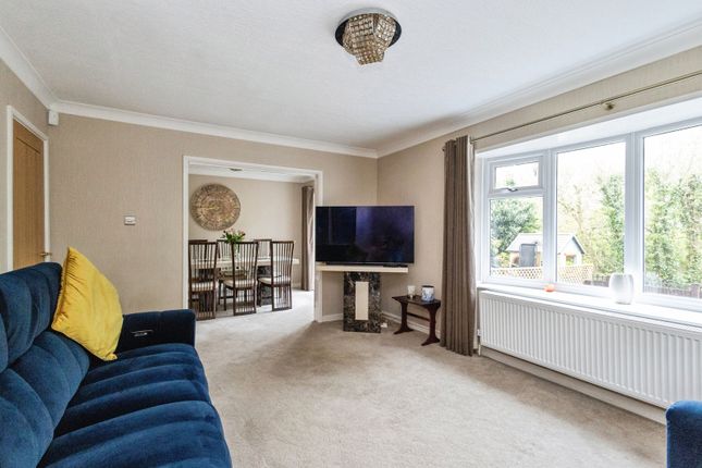 27, Lincoln Close, Lancashire photo 4