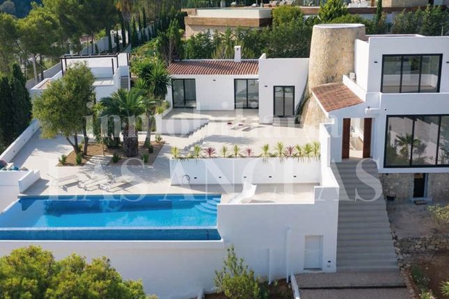Villa for sale in Cala Molí, Ibiza, Spain