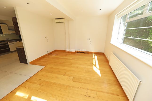 Detached house to rent in Spencer Drive, London