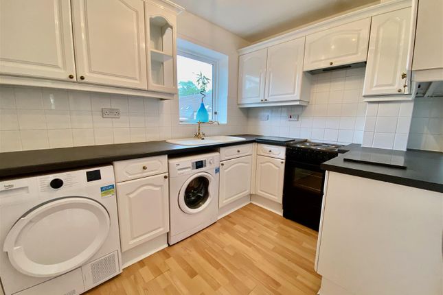 Flat to rent in St Vincent Court, Felling, Gateshead